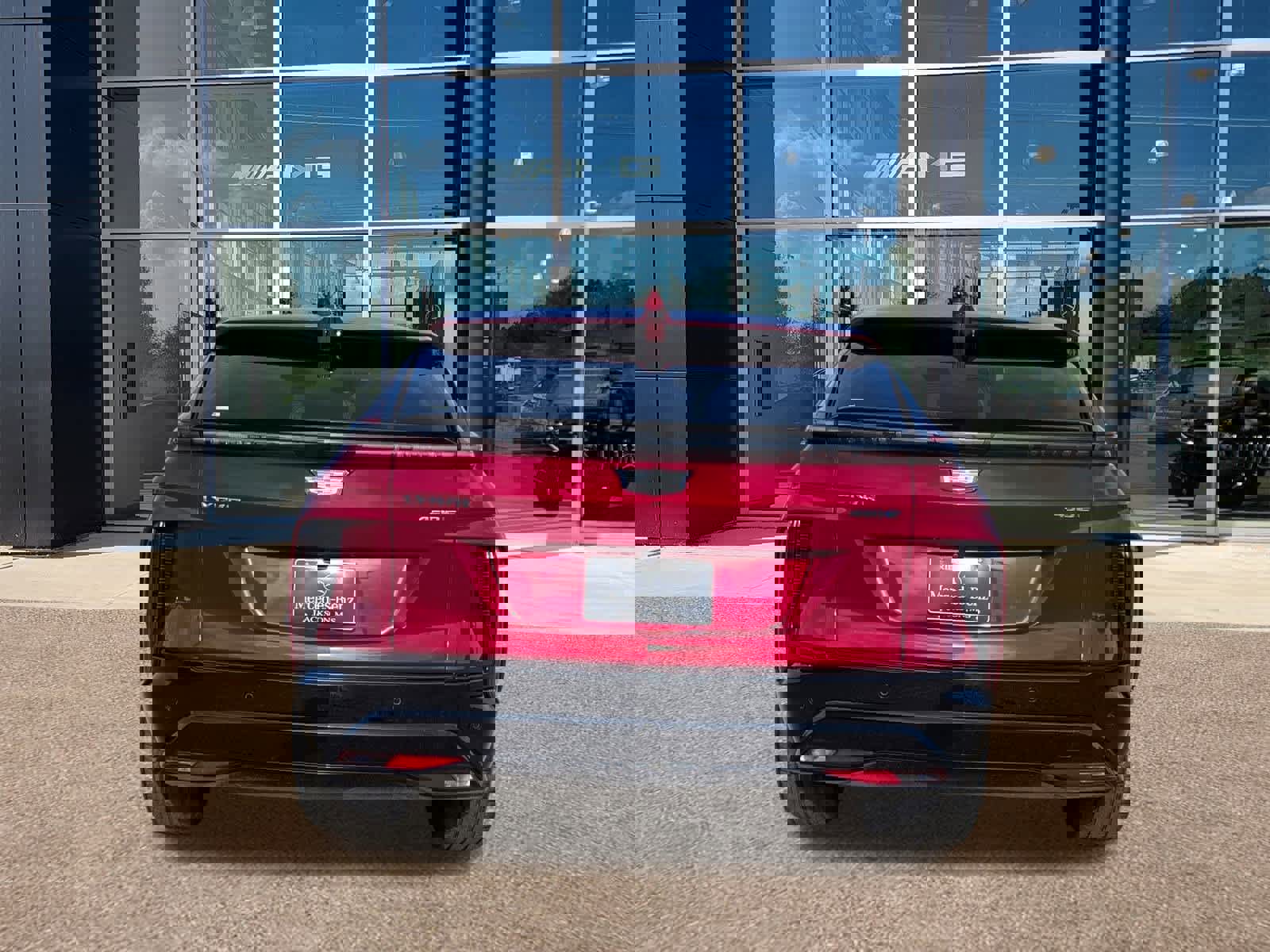 Used 2024 Cadillac Lyriq Sport image 6