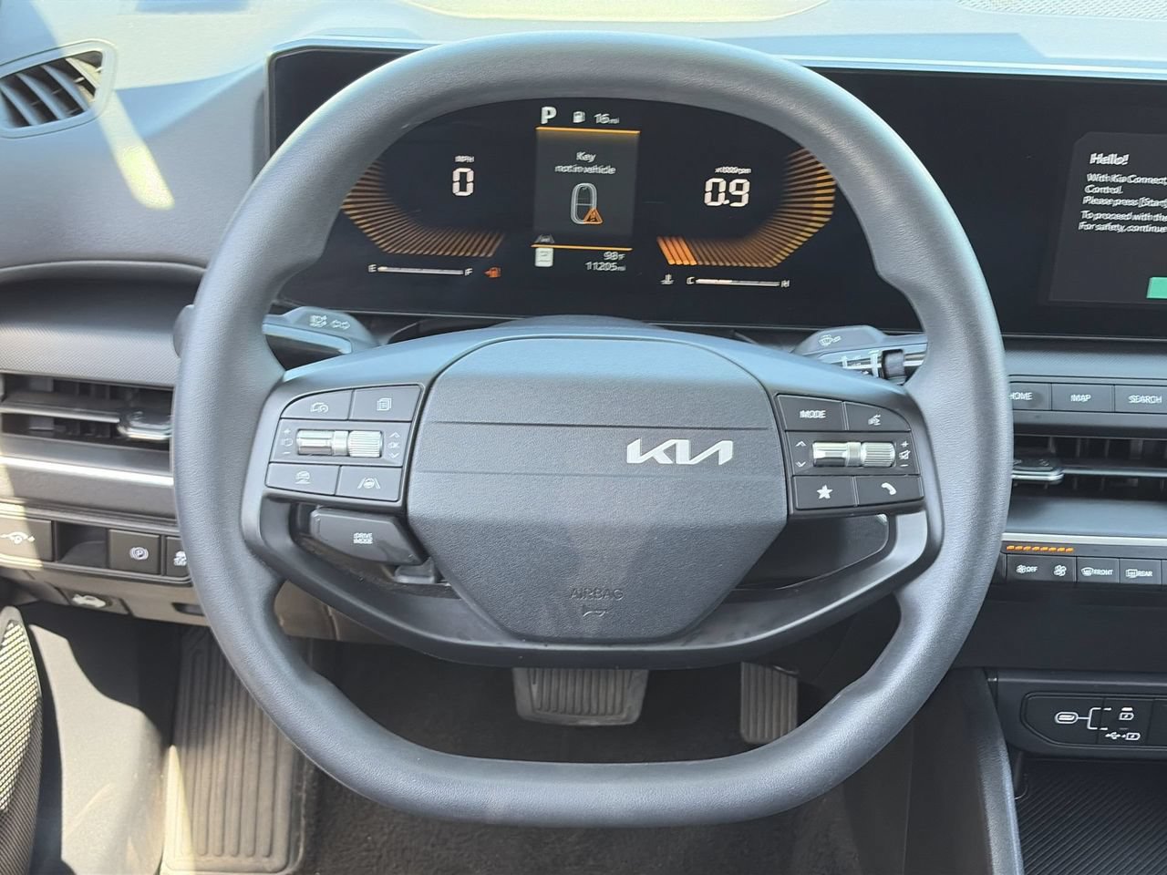 Certified 2025 Kia K4 FWD image 21