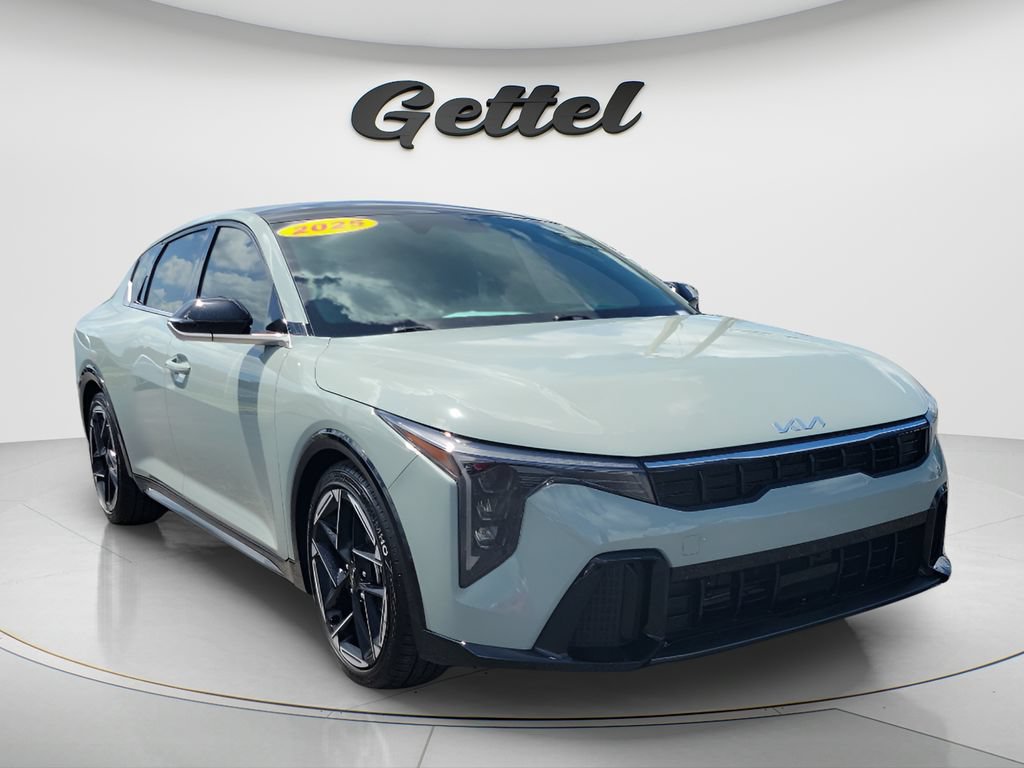 Used 2025 Kia K4 EX w/ GT-Line Sunroof Package FWD image 3