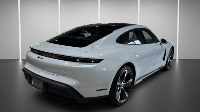 Used 2023 Porsche Taycan w/ Premium Package RWD image 5