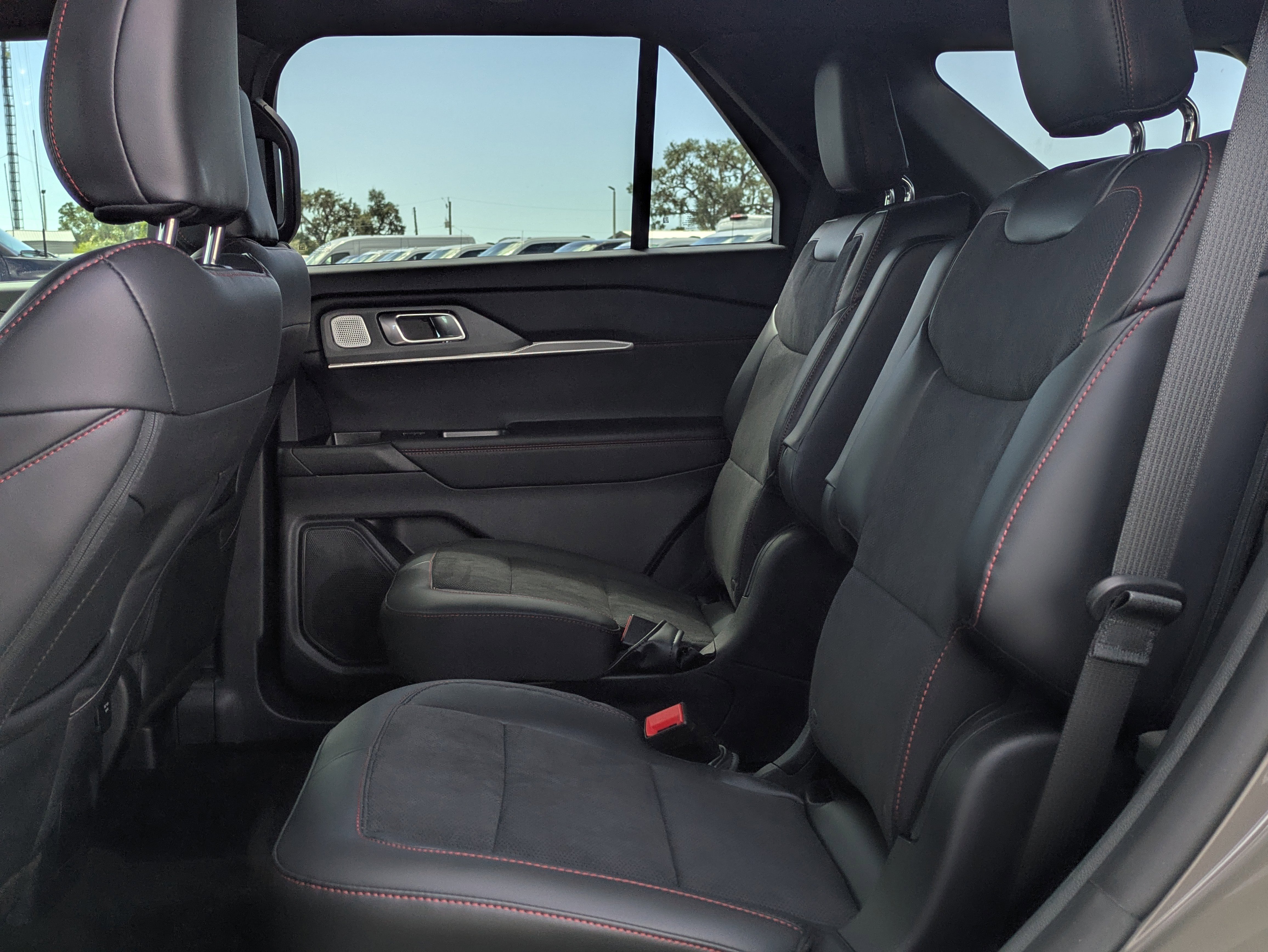 New 2026 Ford Explorer ST image 15