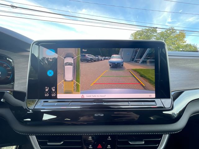 New 2026 Volkswagen Atlas SEL Premium R-Line image 17