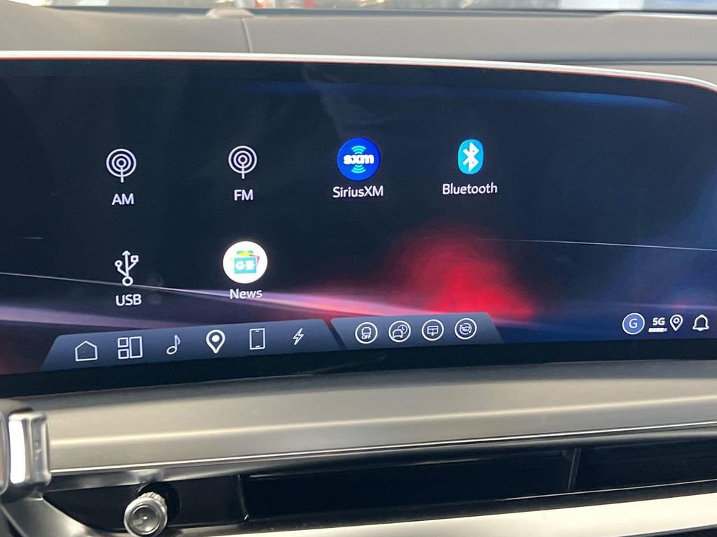New 2026 Cadillac Lyriq V image 18