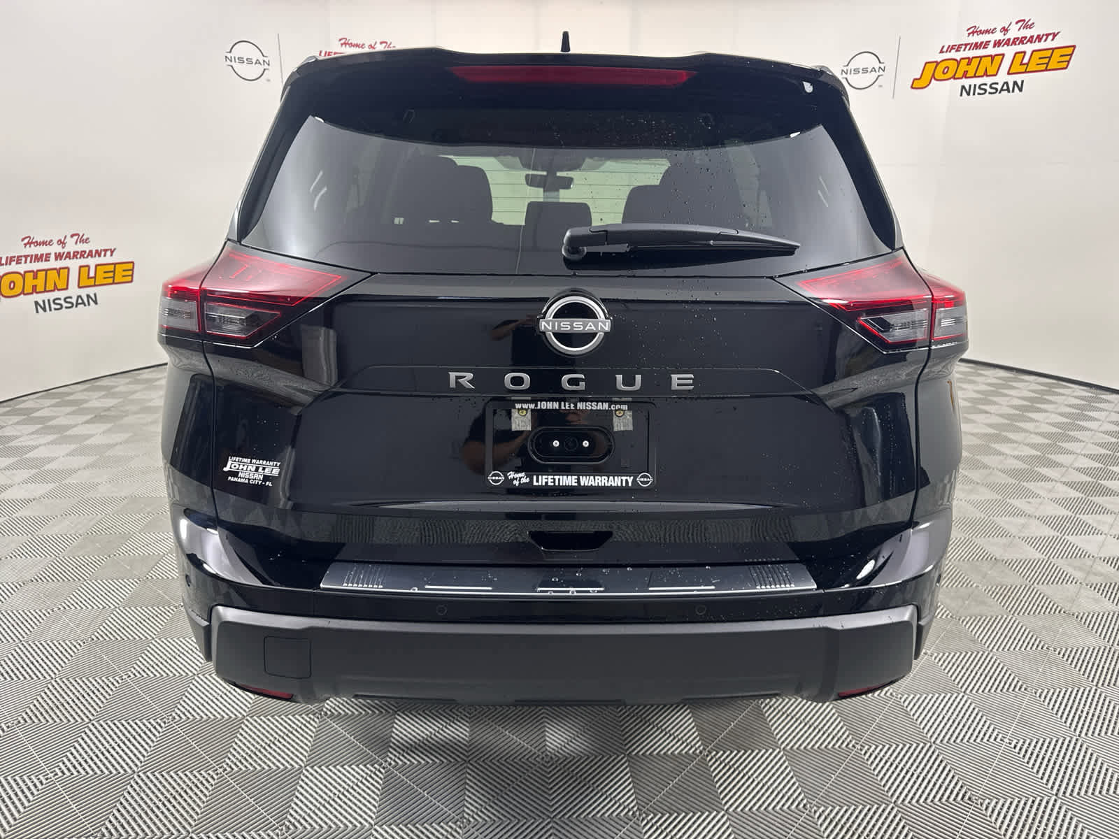 New 2026 Nissan Rogue SV image 4