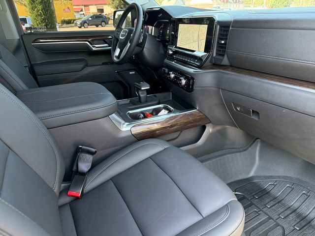 Used 2026 GMC Sierra 1500 Elevation w/ Elevation Premium Package AWD/4WD image 24