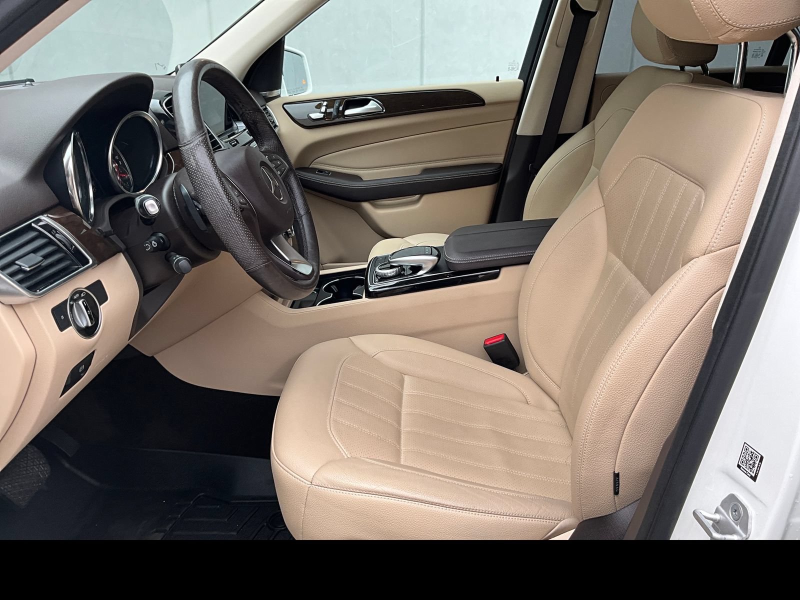 Used 2018 Mercedes-Benz GLE 350 4MATIC image 2