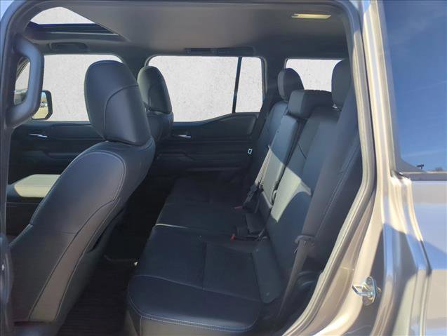 Used 2025 Toyota Land Cruiser w/ Premium Package image 17