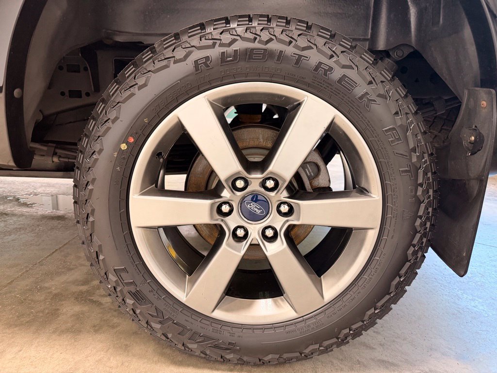 Used 2016 Ford F150 XLT w/ Equipment Group 302A Luxury AWD/4WD image 13