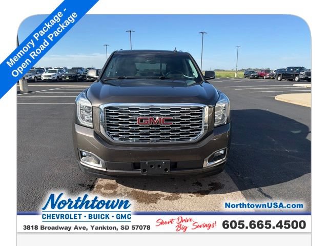 Used 2019 GMC Yukon Denali w/ Denali Ultimate Package AWD/4WD image 3