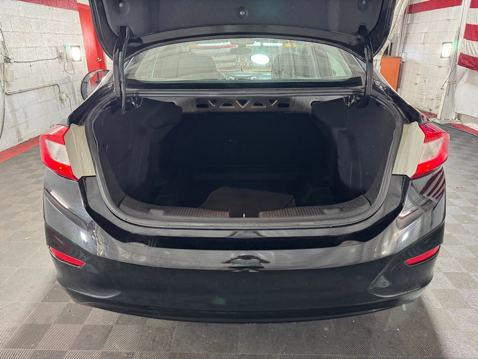 Used 2017 Chevrolet Cruze LS image 22