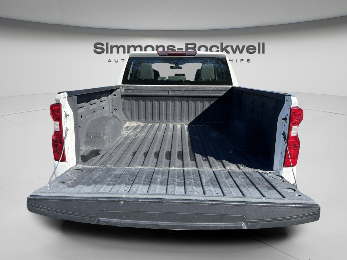 Used 2021 Chevrolet Silverado 1500 W/T w/ Work Truck Package AWD/4WD image 14