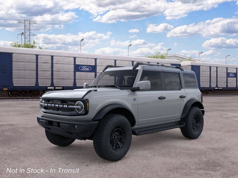 New 2026 Ford Bronco Outer Banks w/ Sasquatch Package