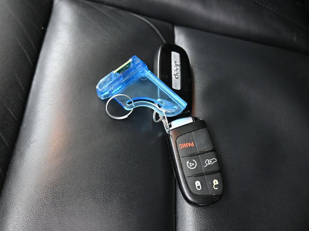 Used 2020 Jeep Grand Cherokee Limited image 55