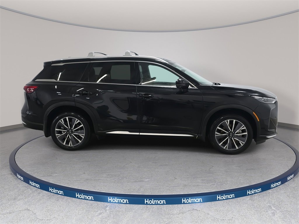 Certified 2026 INFINITI QX60 Luxe w/ Cargo Package image 4