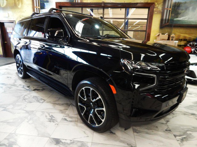 Used 2024 Chevrolet Suburban RST w/ Luxury Package