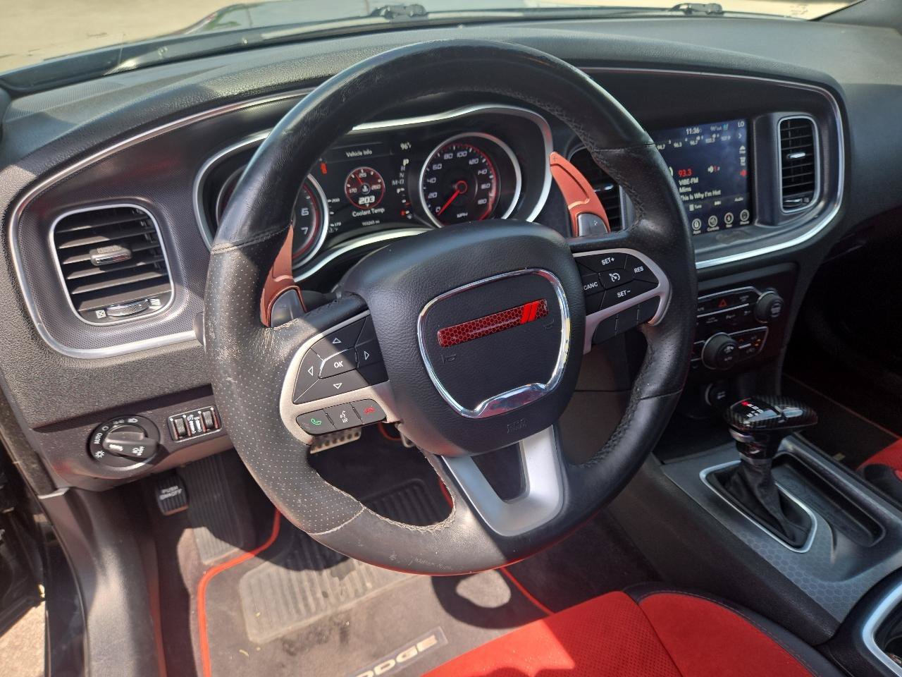 Used 2017 Dodge Charger R/T Scat Pack w/ Dynamics Package RWD image 9