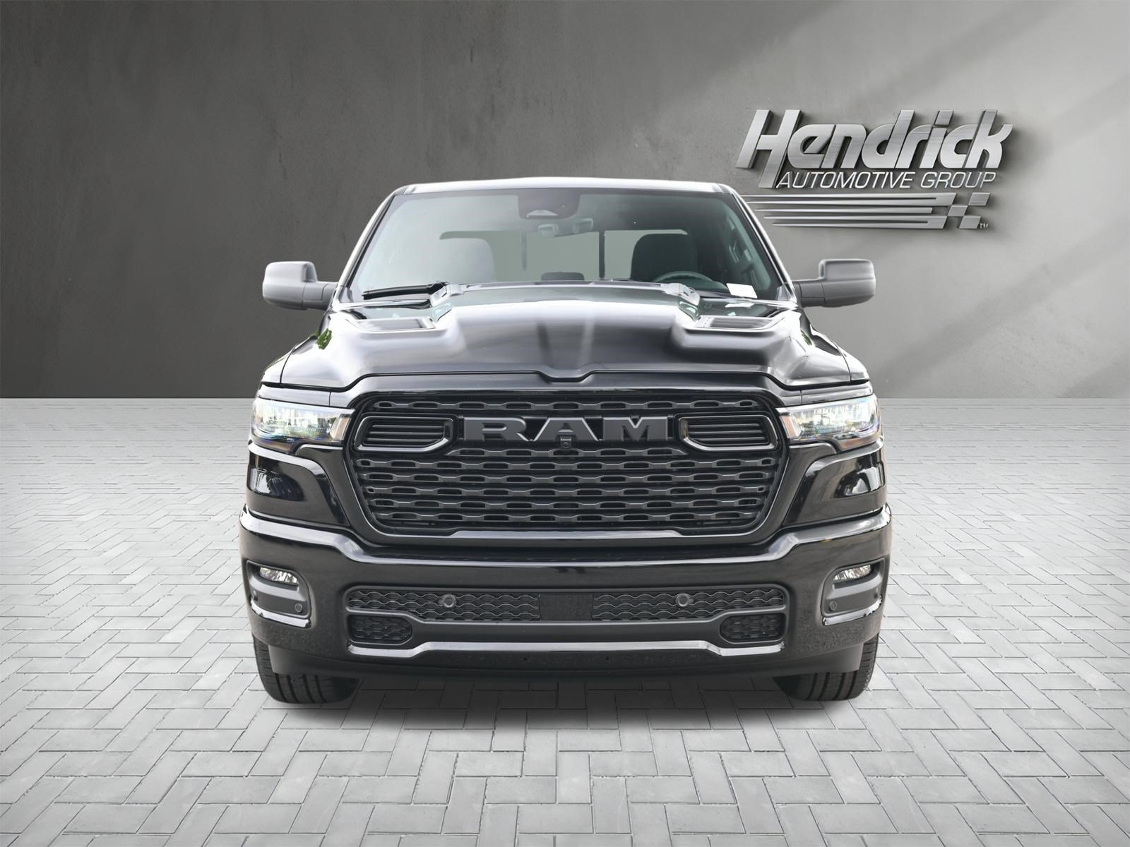 New 2026 RAM 1500 Express AWD/4WD image 3
