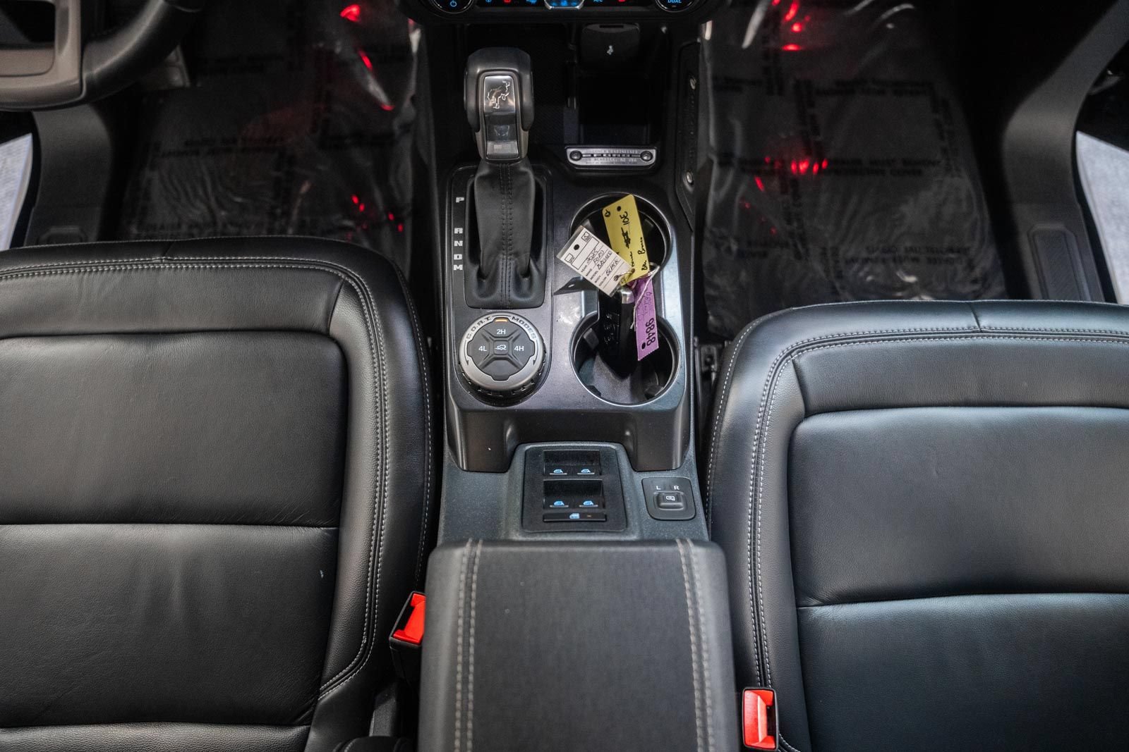 Certified 2025 Ford Bronco Outer Banks AWD/4WD image 32