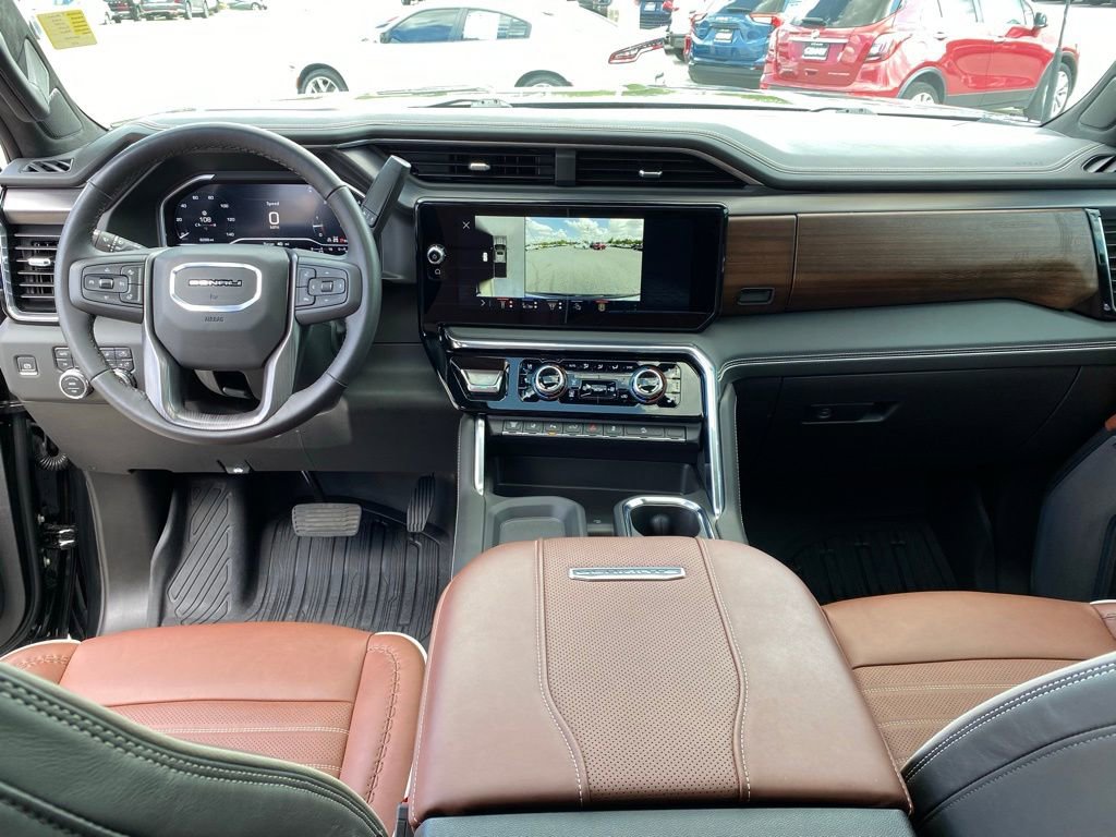 Used 2025 GMC Sierra 2500 Denali Ultimate AWD/4WD image 28