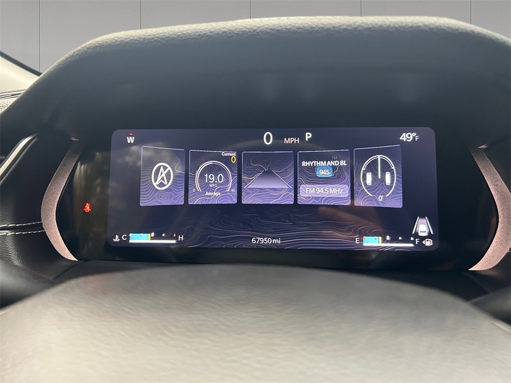 Used 2023 Jeep Grand Cherokee Limited w/ Black Appearance Package image 14