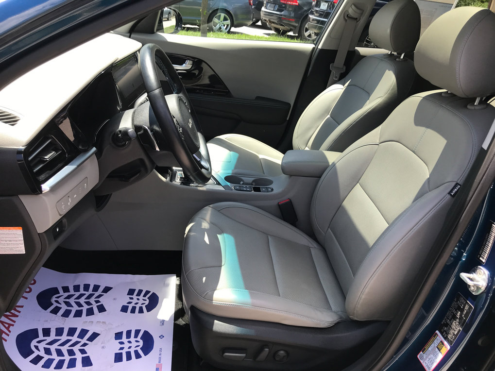 Used 2022 Kia Niro EX Premium FWD image 26