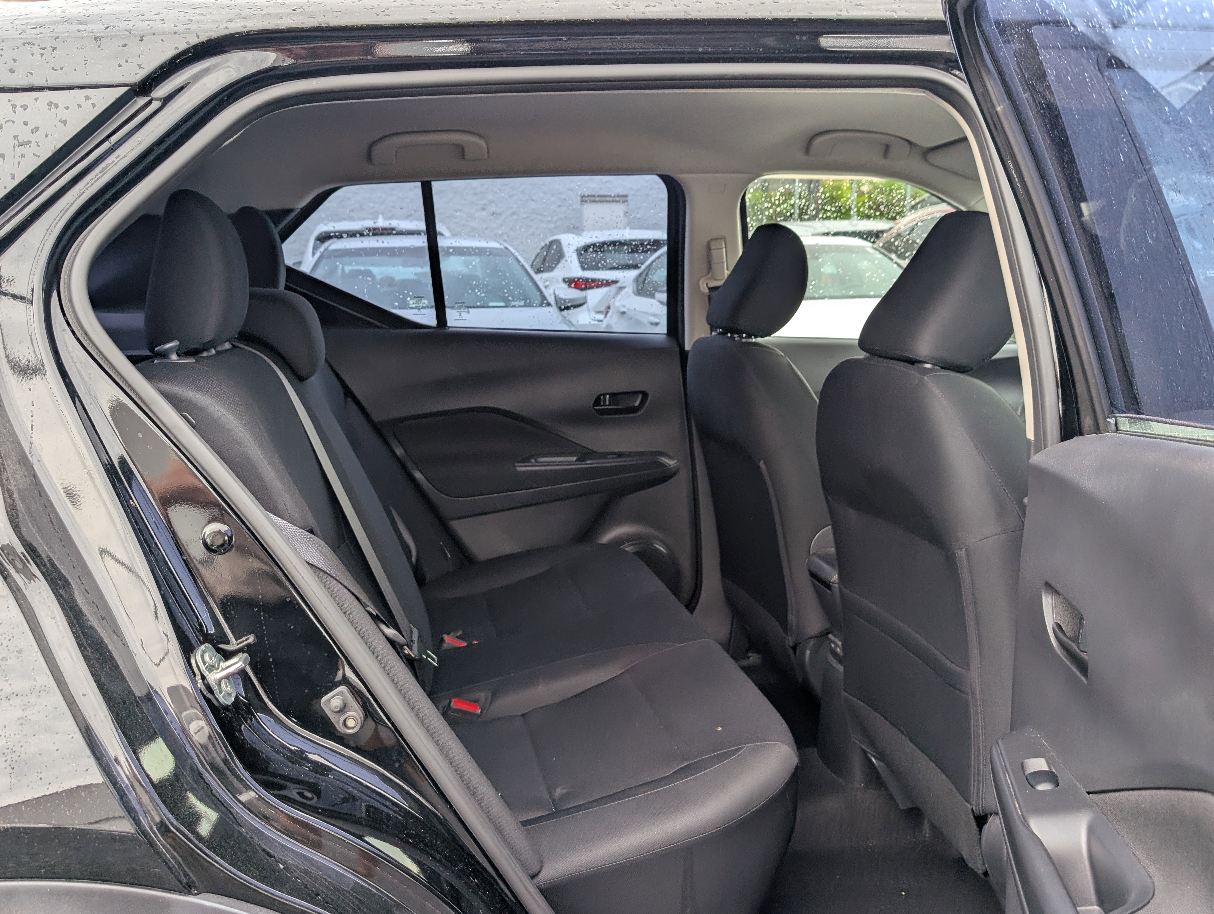 Used 2024 Nissan Kicks S image 10