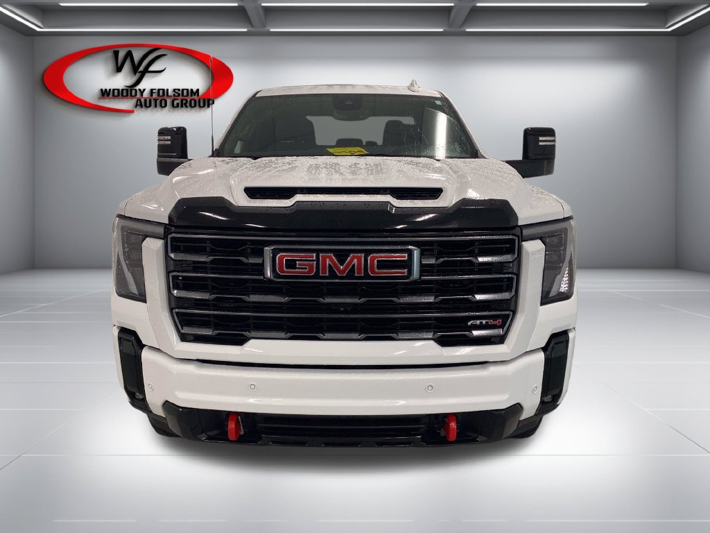 Used 2026 GMC Sierra 2500 AT4 AWD/4WD image 2