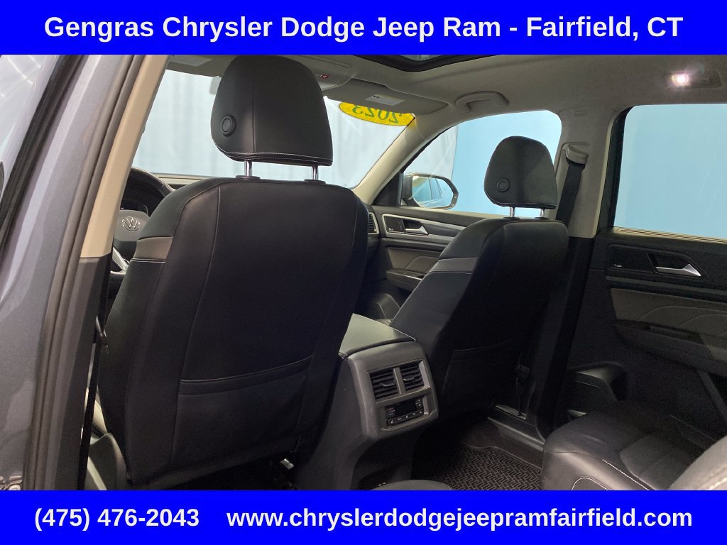 Used 2023 Volkswagen Atlas SEL Premium AWD/4WD image 28