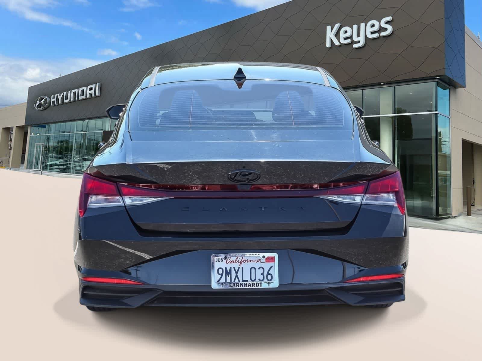 Certified 2023 Hyundai Elantra SE FWD image 6