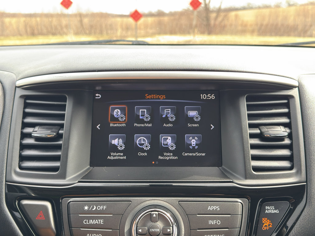 Used 2019 Nissan Pathfinder SV image 25