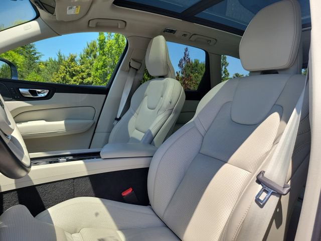 Used 2021 Volvo XC60 T6 Inscription w/ Advanced Package AWD/4WD image 13