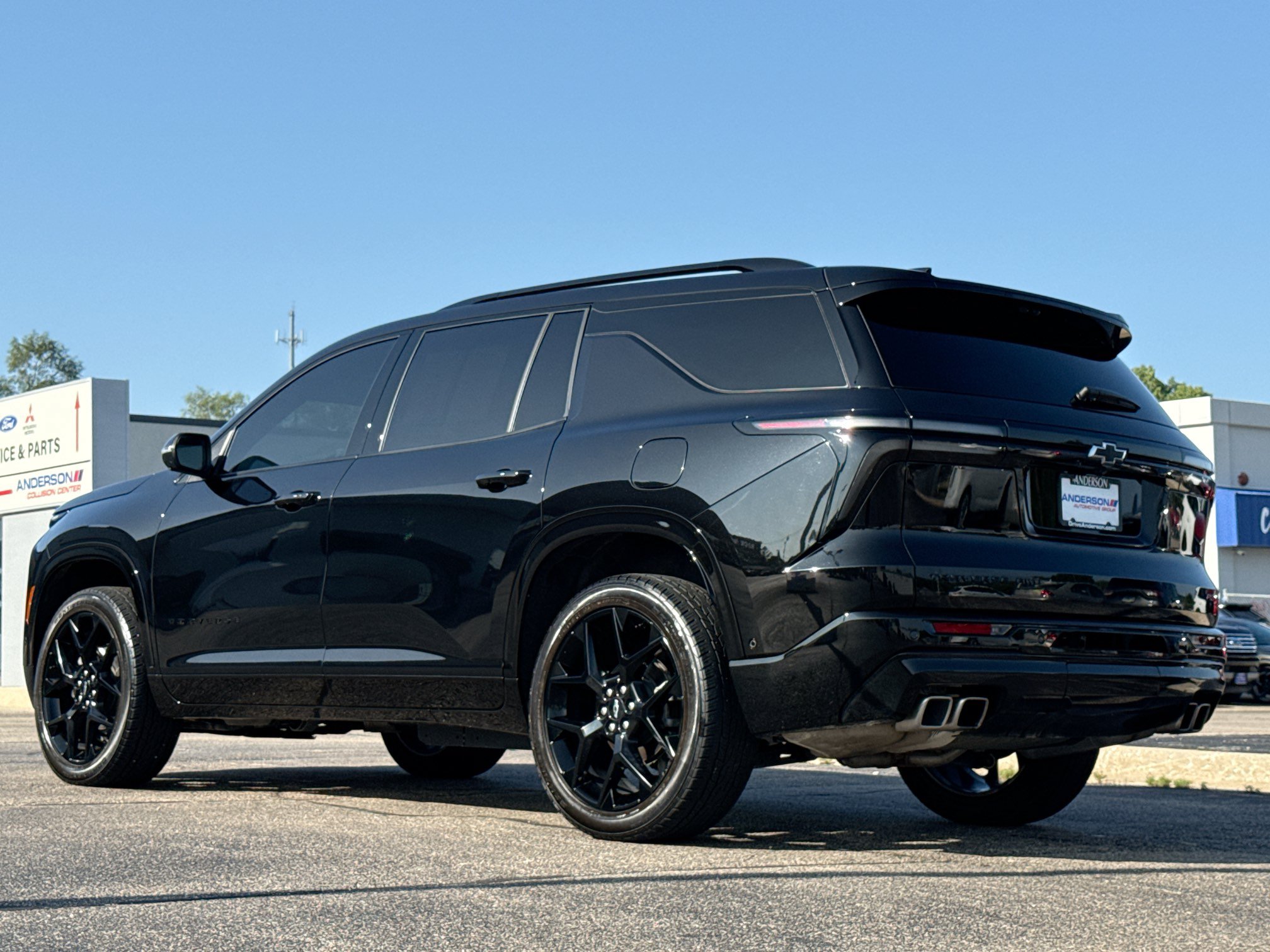 Used 2024 Chevrolet Traverse RS w/ LPO, Floor Liner Package AWD/4WD image 5