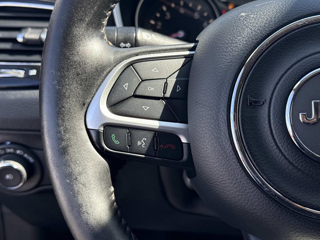 Used 2019 Jeep Compass Limited image 30