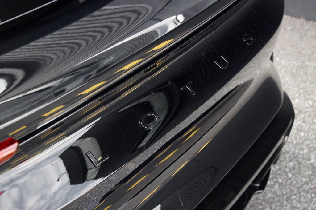 Used 2025 Lotus Emira image 22
