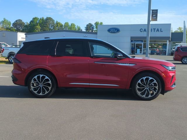 Used 2024 Lincoln Nautilus Reserve AWD/4WD image 14