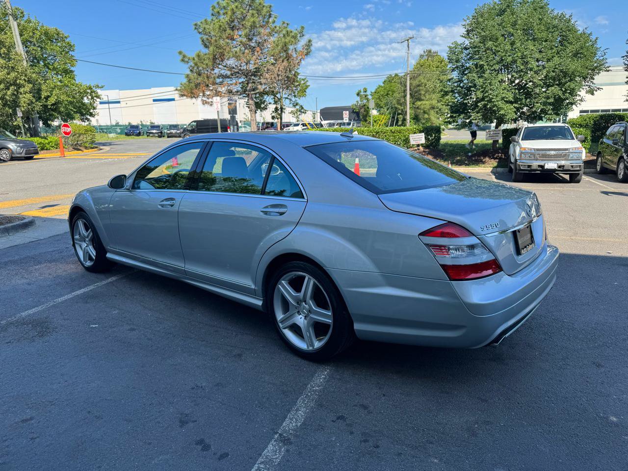 Used 2009 Mercedes-Benz S 550 4MATIC image 9