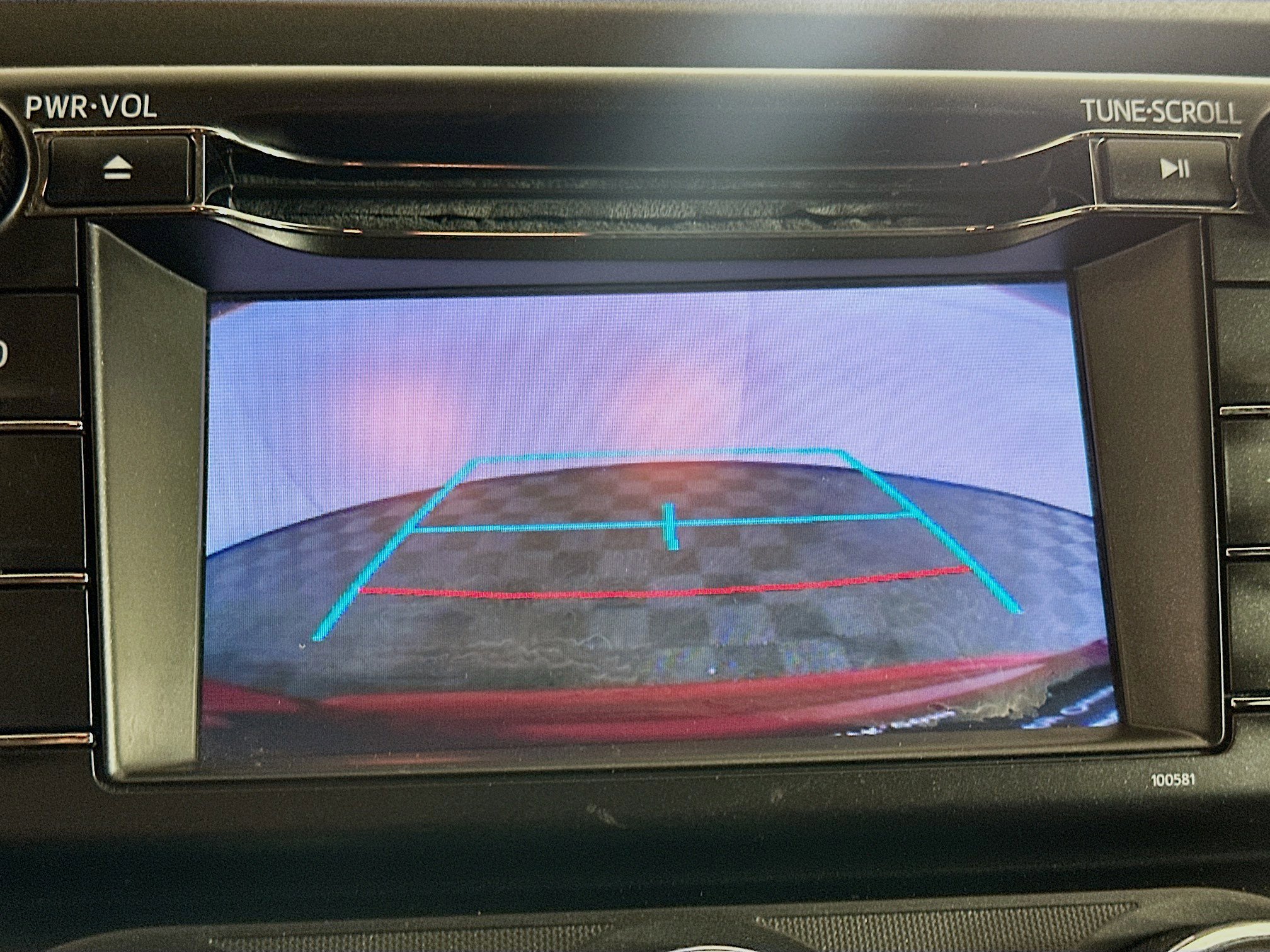 Used 2018 Toyota RAV4 LE w/ Carpet Mat Package image 21