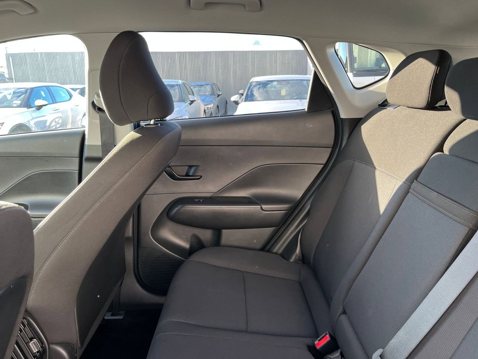 Used 2025 Hyundai Kona SEL image 39