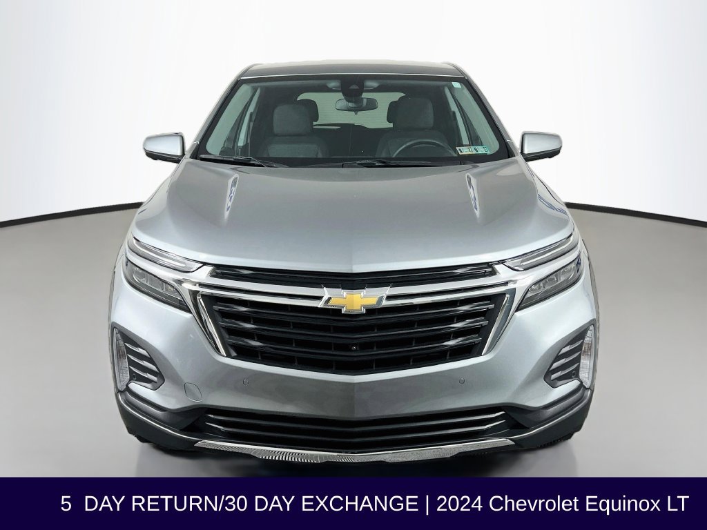 Used 2024 Chevrolet Equinox LT FWD image 3