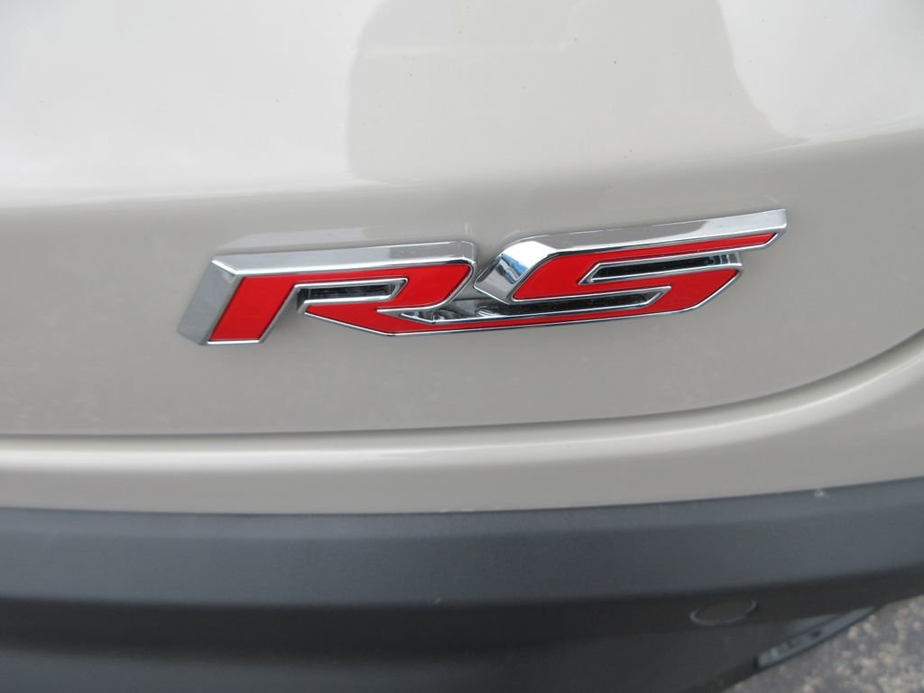 New 2026 Chevrolet Trax RS w/ Sunroof Package FWD image 10