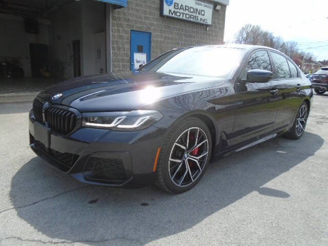 Used 2021 BMW 530i xDrive w/ M Sport Package image 2