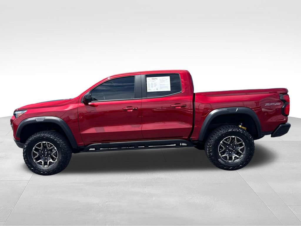 Used 2023 Chevrolet Colorado ZR2 AWD/4WD image 2