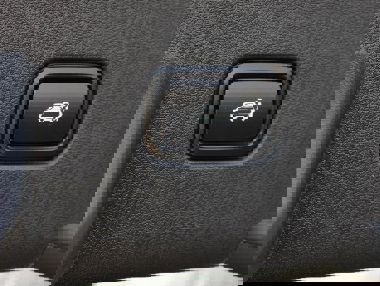 New 2026 Kia Sportage EX image 11