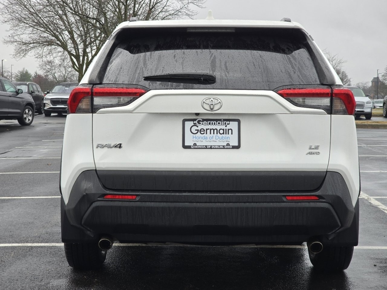 Used 2020 Toyota RAV4 LE image 16