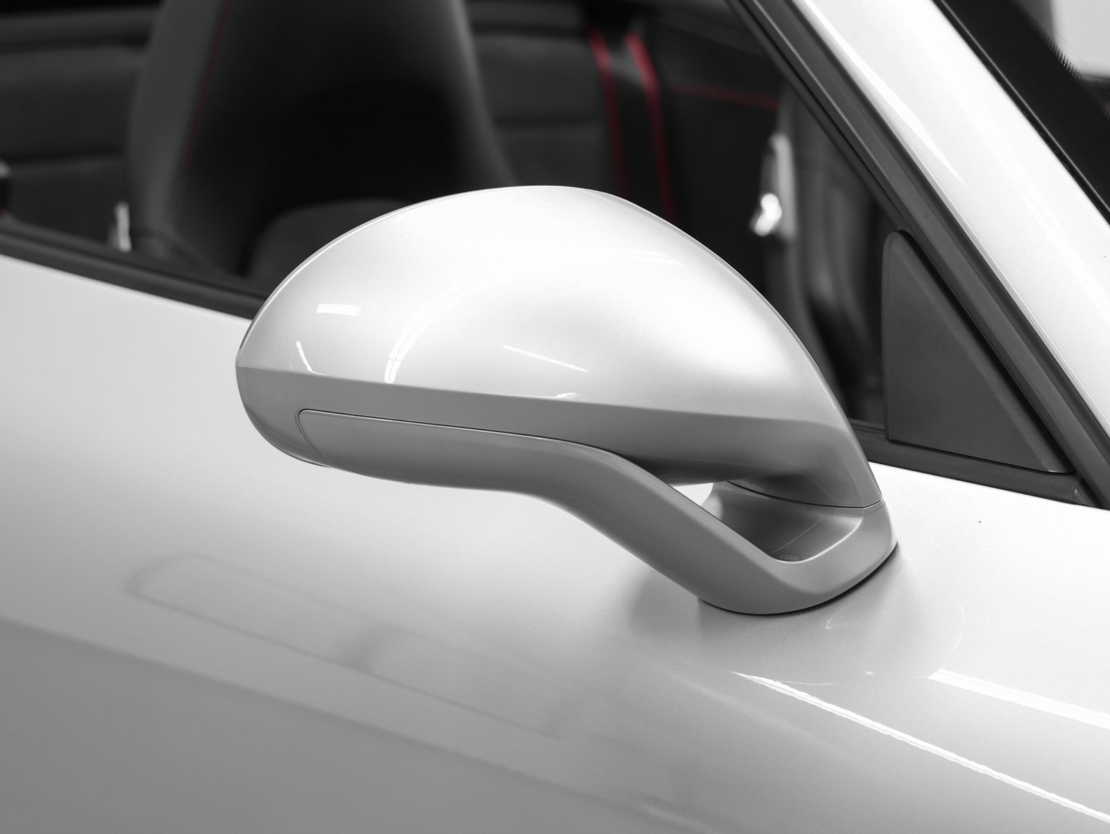 Used 2015 Porsche 911 Carrera GTS image 12