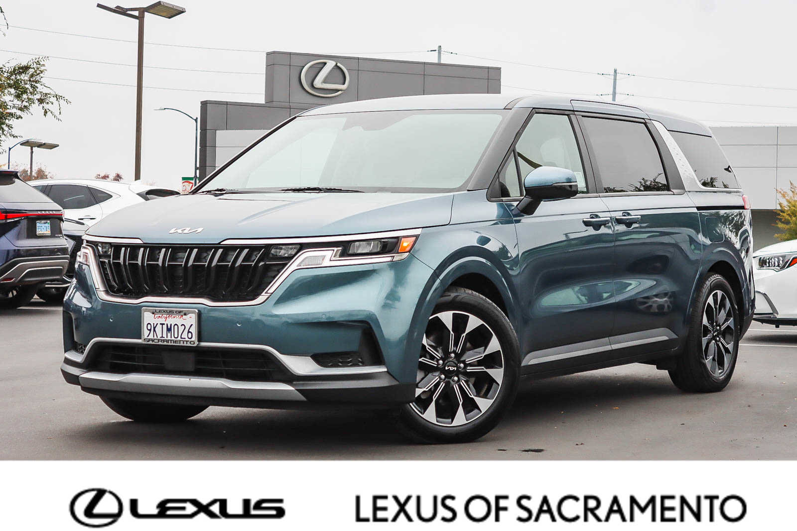 Used 2024 Kia Carnival EX