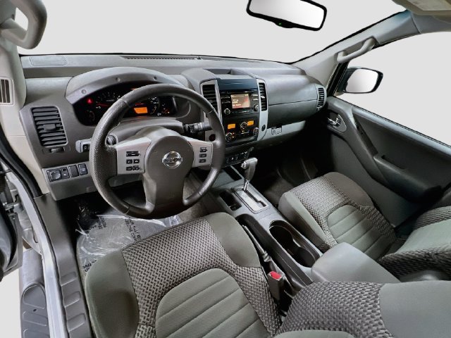 Used 2014 Nissan Frontier SV w/ SV Value Truck Package RWD image 21