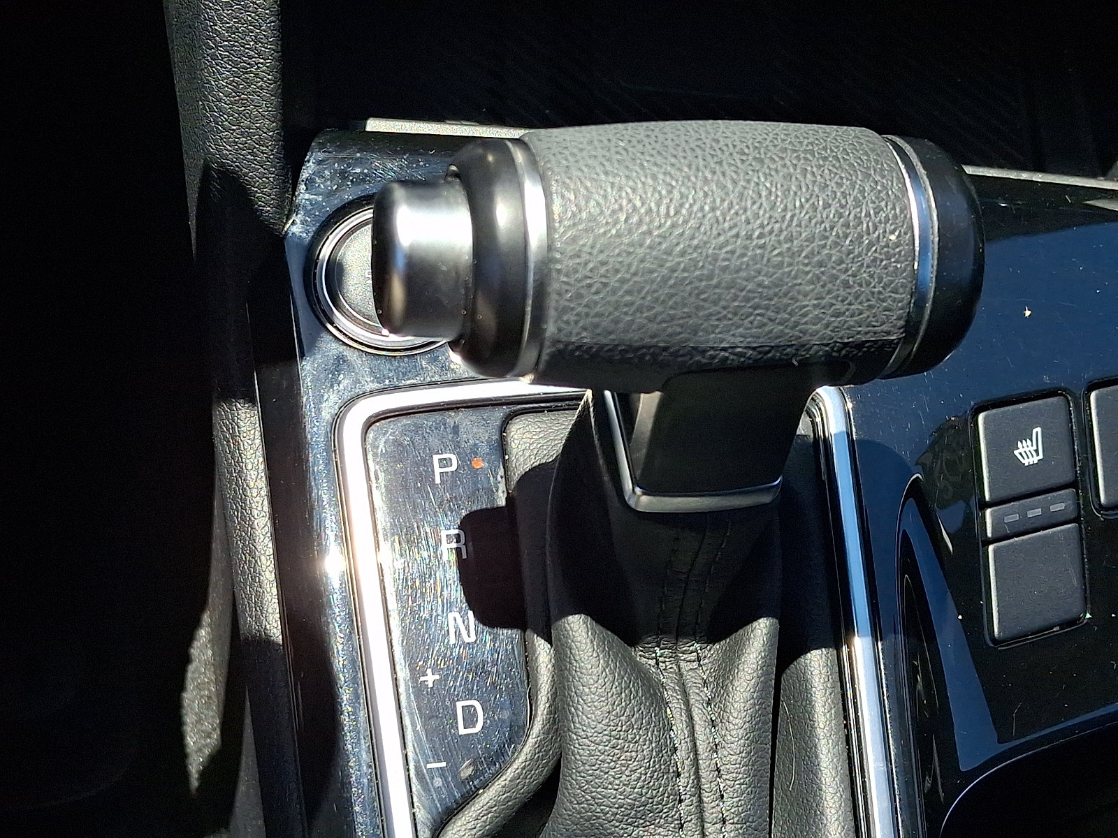 Used 2024 Kia Sportage X-Line w/ X-Line Premium Package AWD/4WD image 15