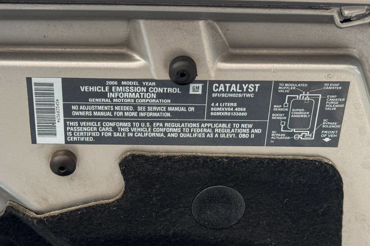 Used 2006 Cadillac XLR V image 16