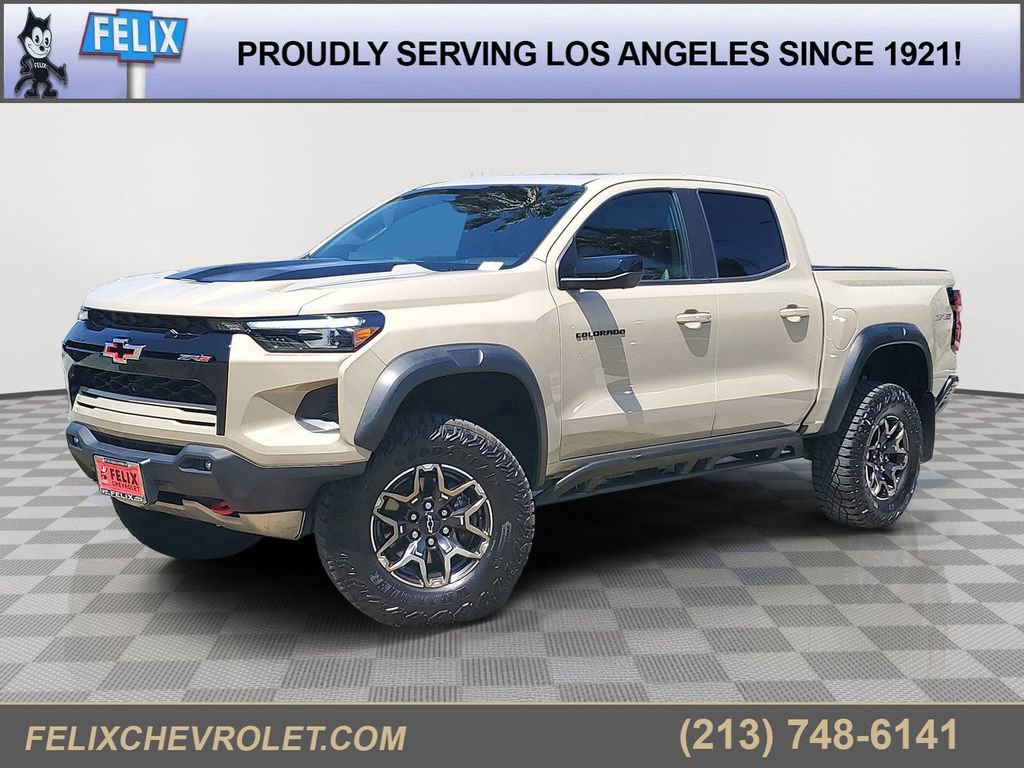 Used 2024 Chevrolet Colorado ZR2 w/ Technology Package